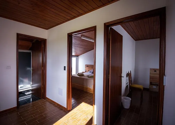 Ponta Delgada 2 בית הארחה Arrifes