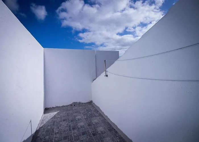 Ponta Delgada 2 * Arrifes